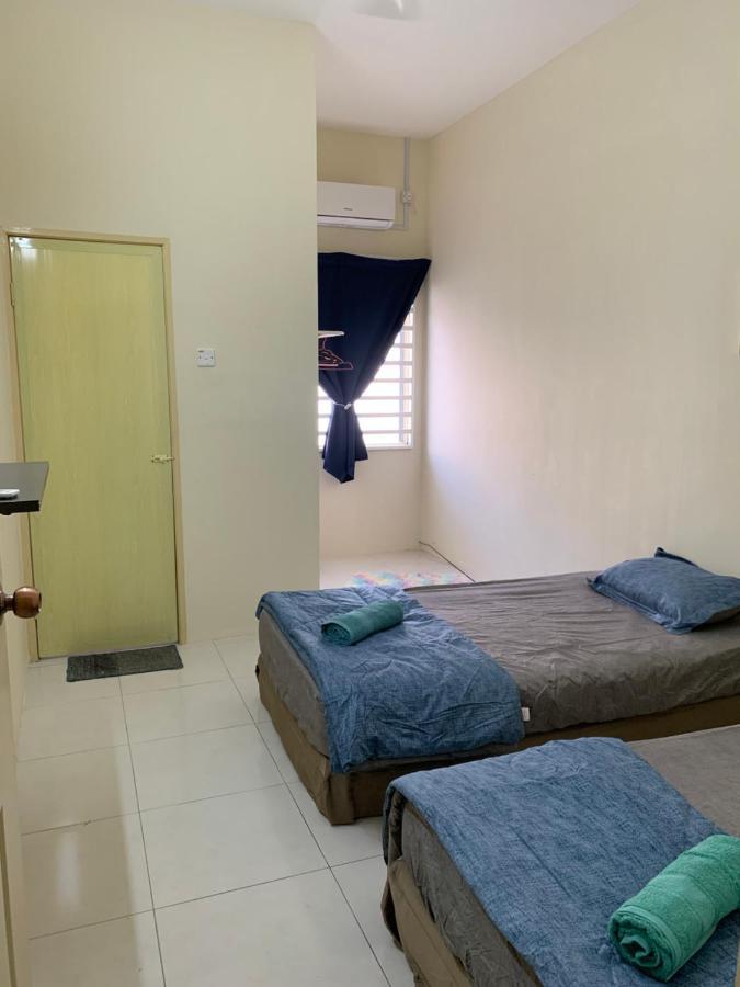 ZillQayyim Homestay Seri Iskandar Luaran gambar